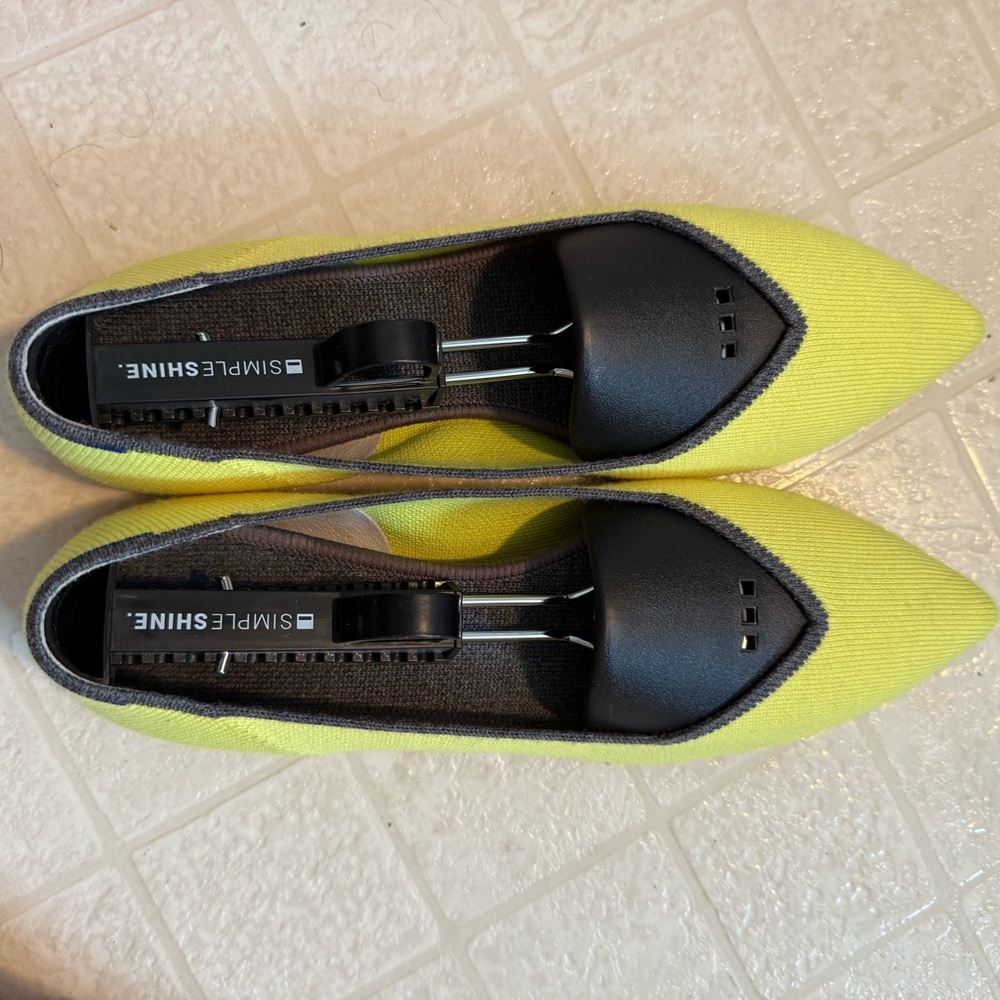 Rothy's Neon Yellow and Gray Points